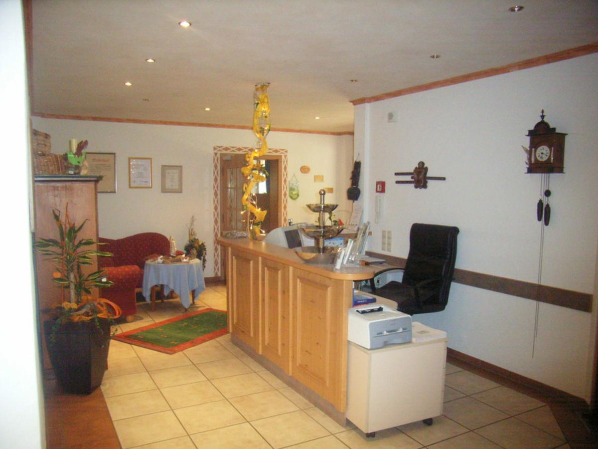 Landgasthof-Hotel-Roessle Oberprechtal ภายนอก รูปภาพ