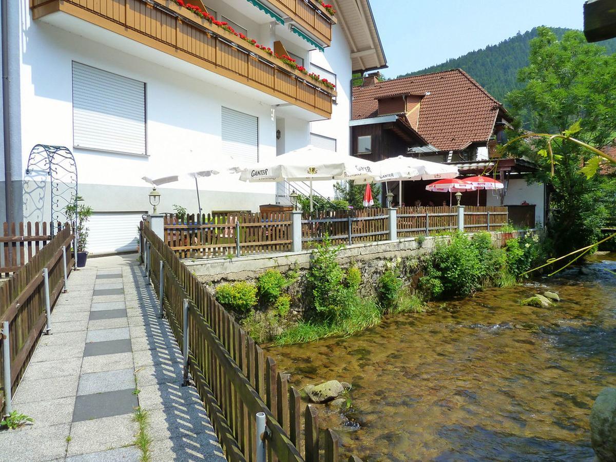 Landgasthof-Hotel-Roessle Oberprechtal ภายนอก รูปภาพ